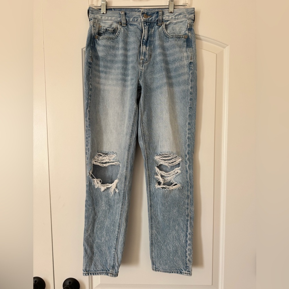 American Eagle Light Blue Ripped Women's Jeans